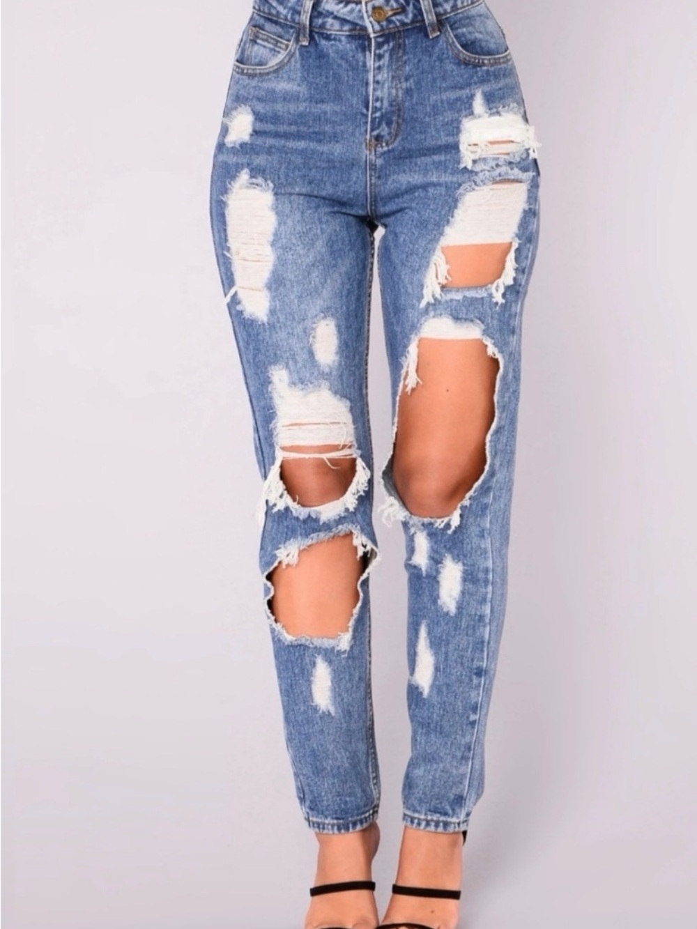 NEW! Fashion Novs Distressed Boyfriend Jeans size small